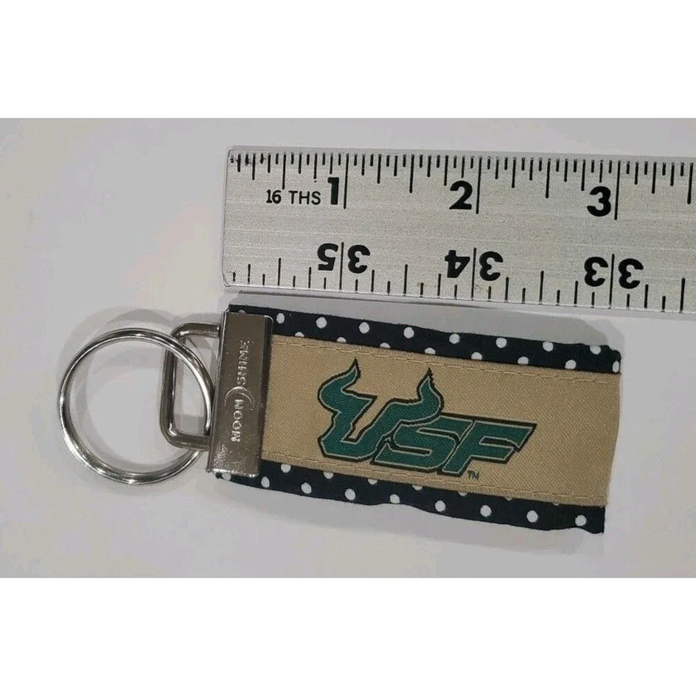 USF University Of Southern Florida Bulls Keychain Green Bull Logo NCAA